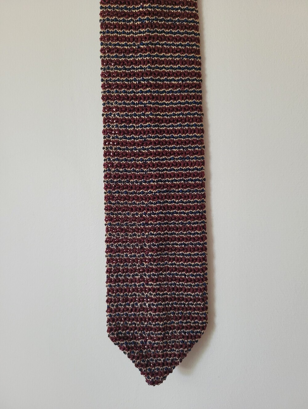 Vintage Men's 100% Silk Knit Tie Classic Retro Formal Menswear Burgundy Striped